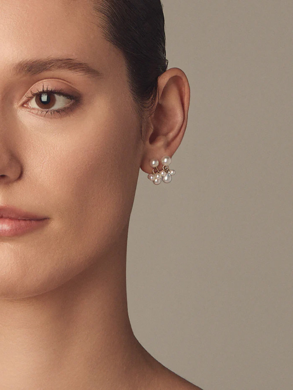 SBE444 ホワイトアコヤパールcandyクラスターピアス